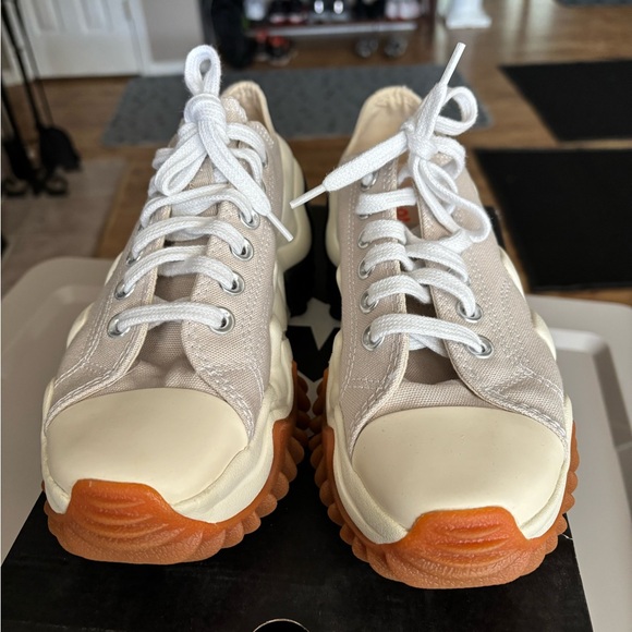 NEW Converse Run Star Low Top Platform - Picture 3 of 6